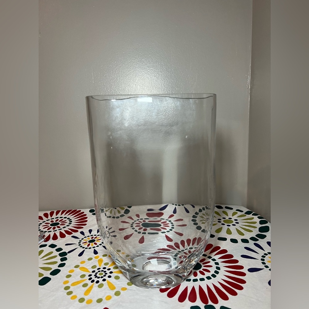 Diamond Star Tapered Oval Glass Vase - Clear
